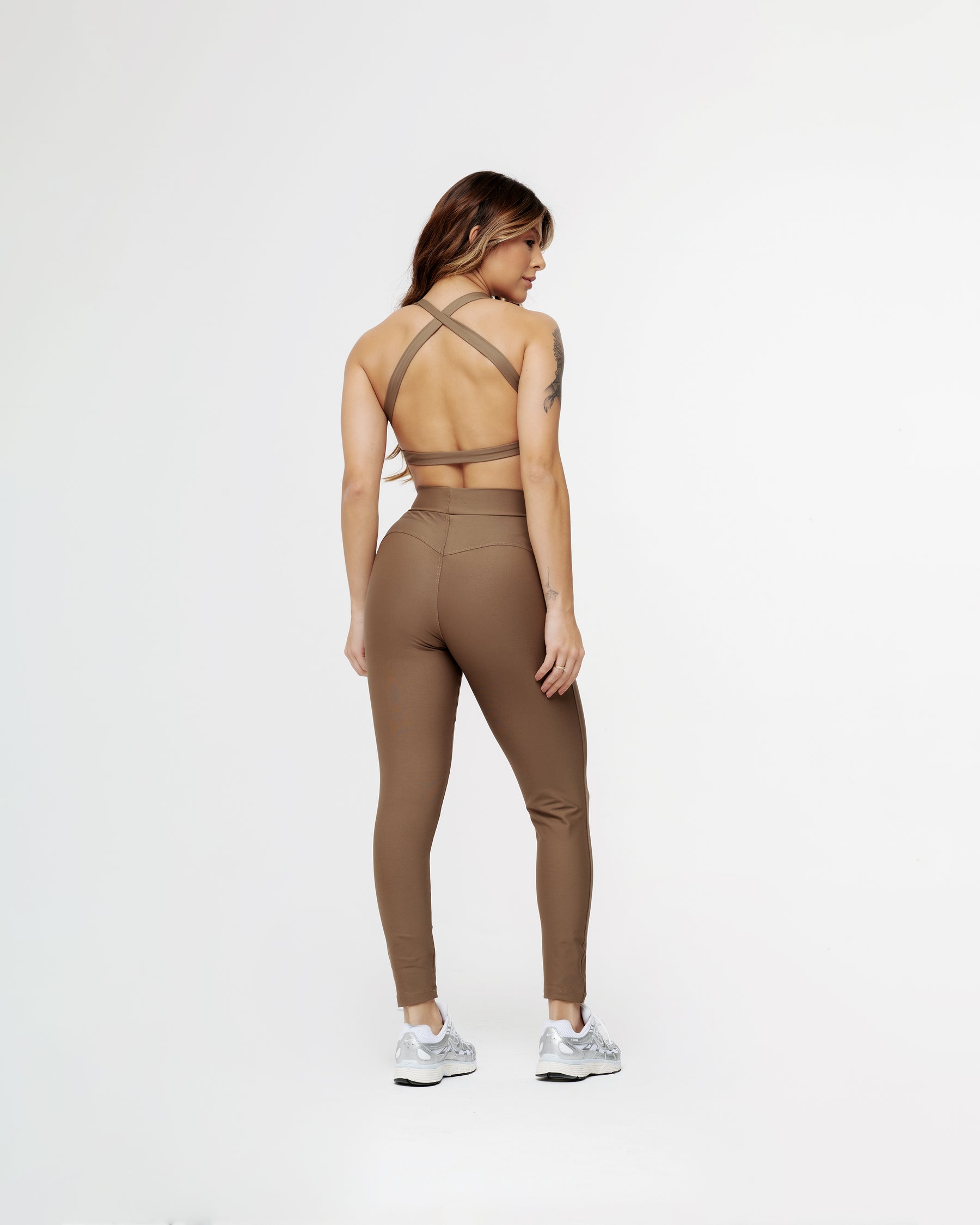 Conjunto Movement Amêndoa