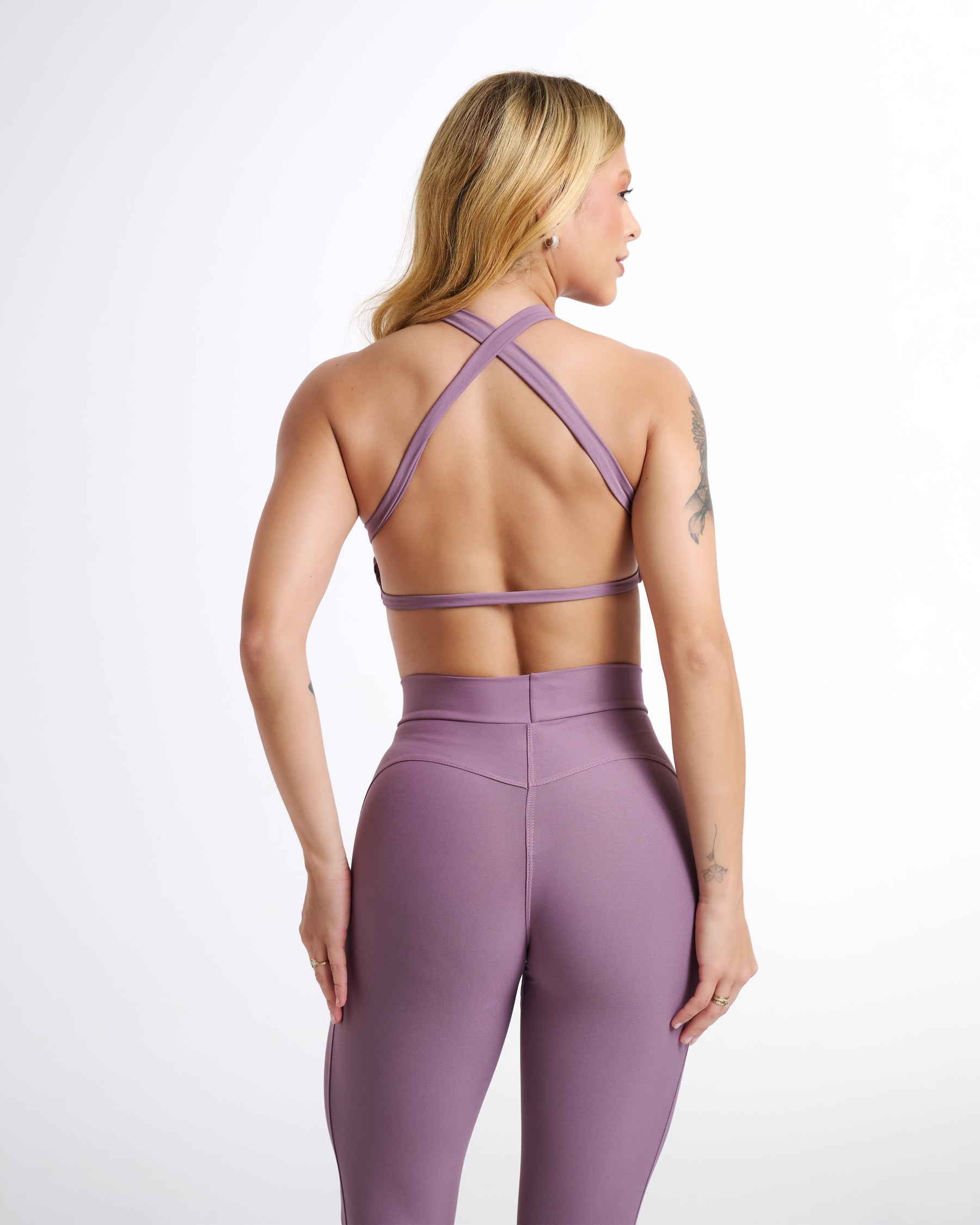 Conjunto Movement
