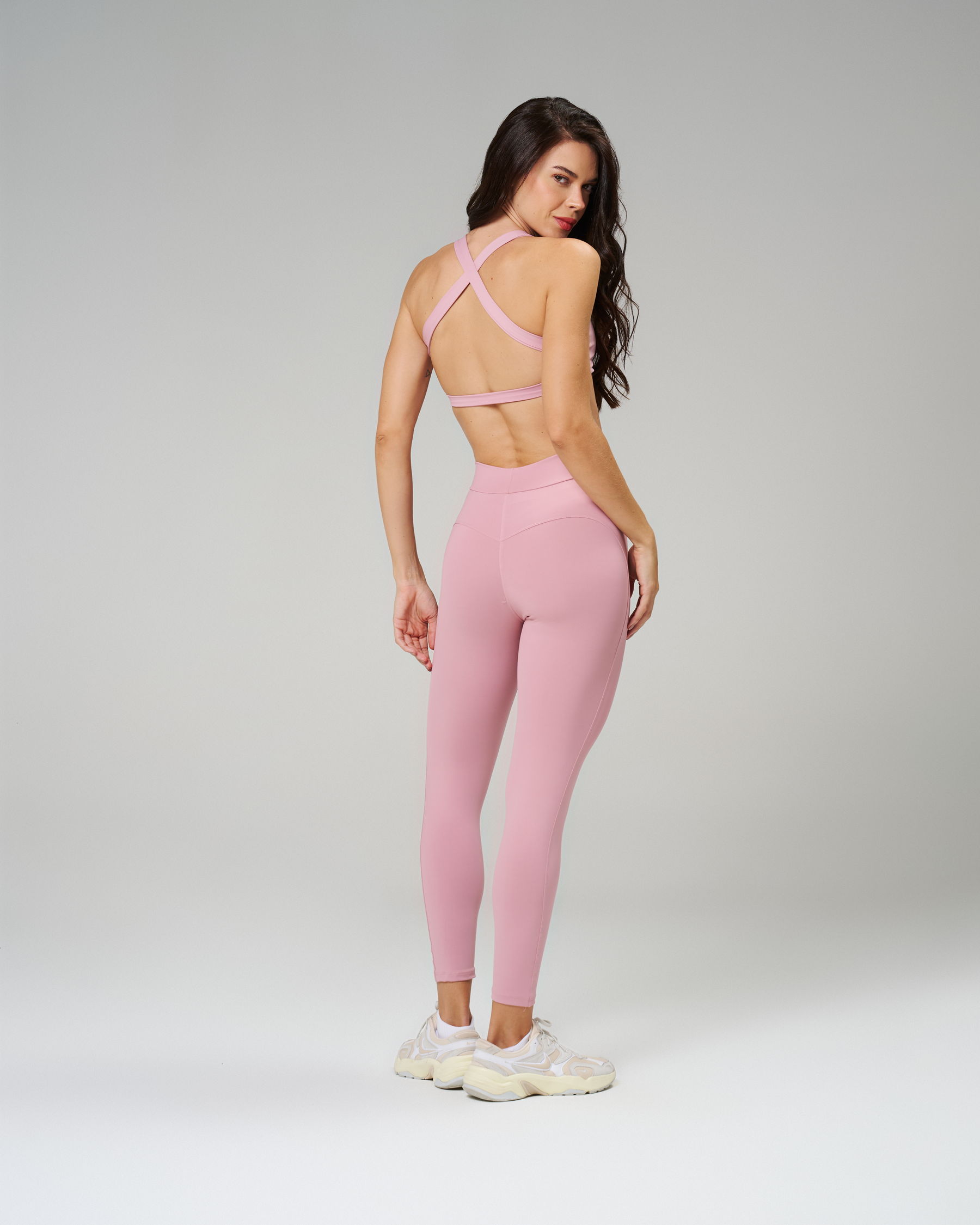 Conjunto Movement