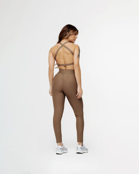 Conjunto Movement Amêndoa