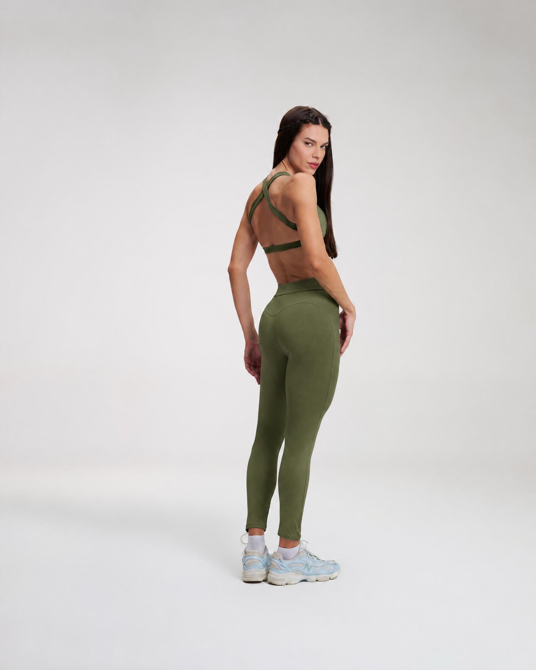 Conjunto Movement
