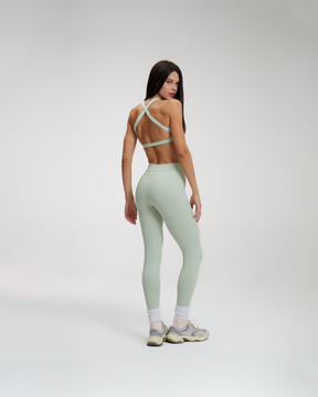 Conjunto Movement