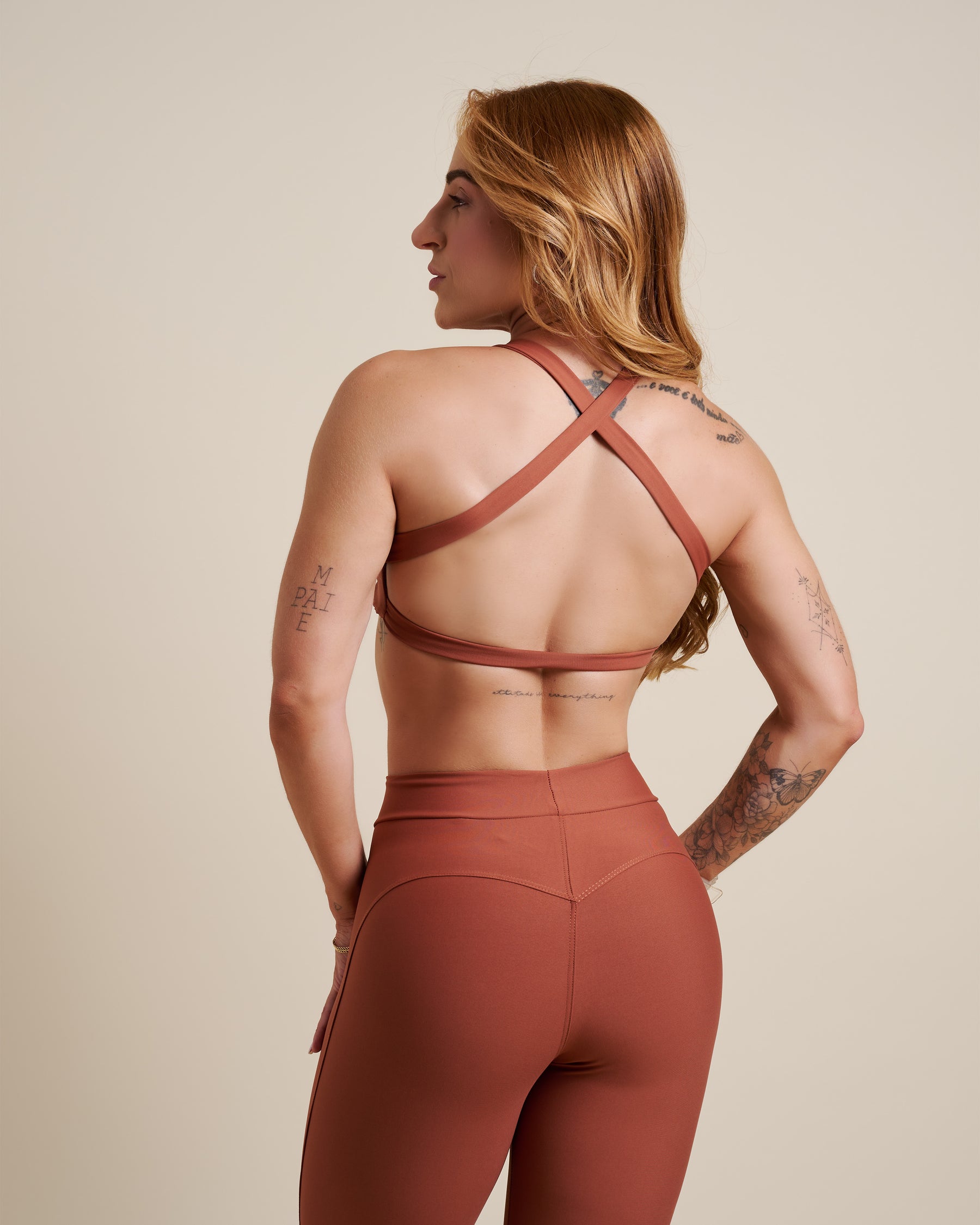 Conjunto Movement