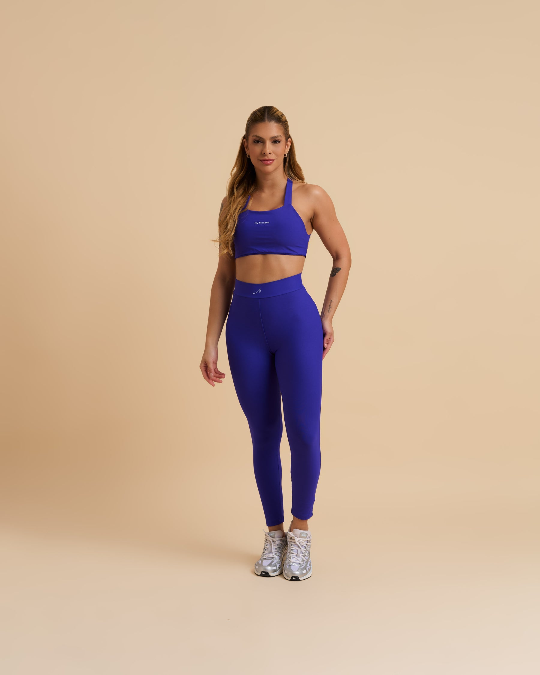 Conjunto Movement
